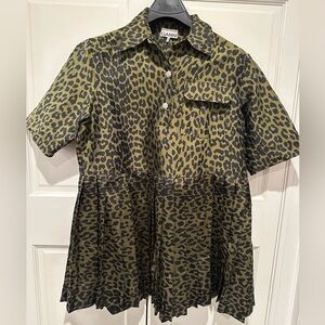 Italian dress, stunning and comfortable for all body shapes!